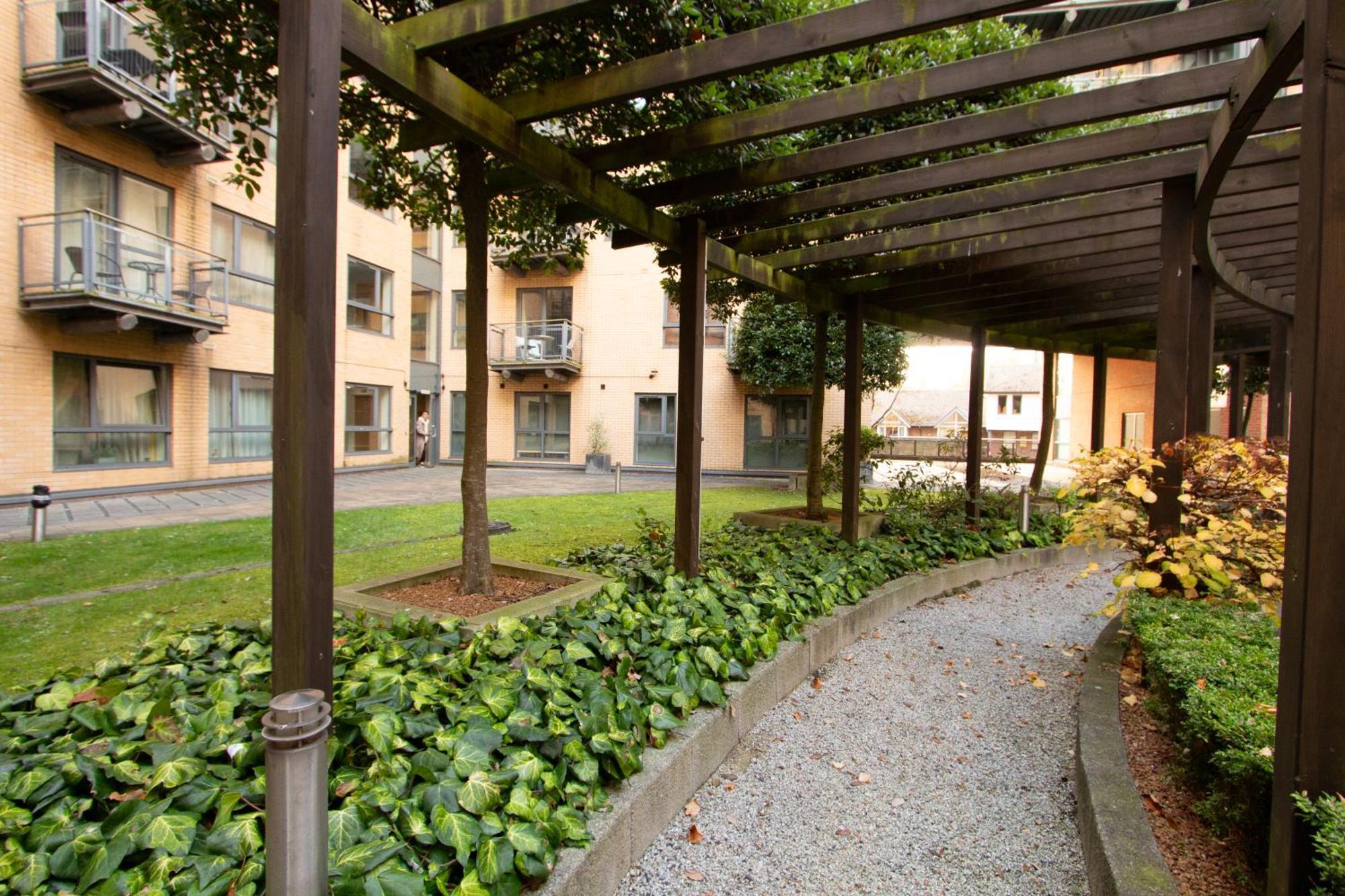 Cosy Escape - 1bed With Balcony Sheffield